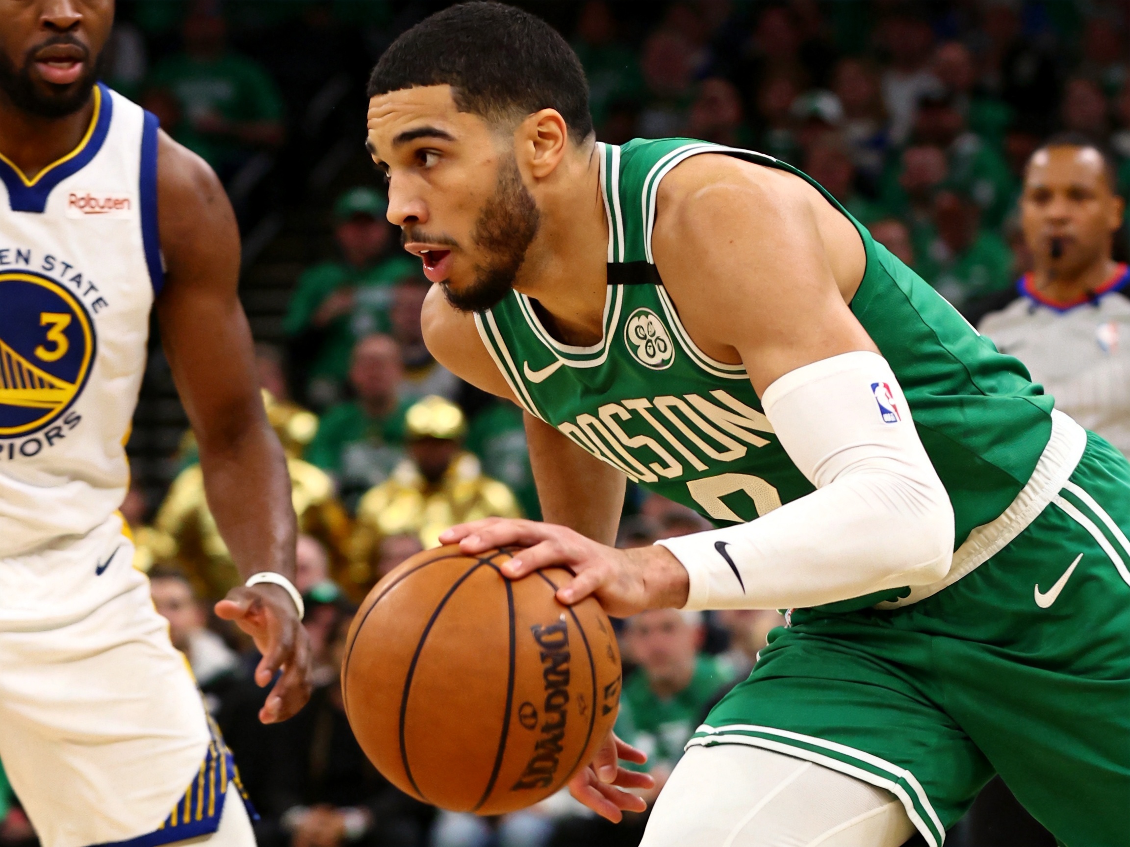 NBA总决赛战报配图